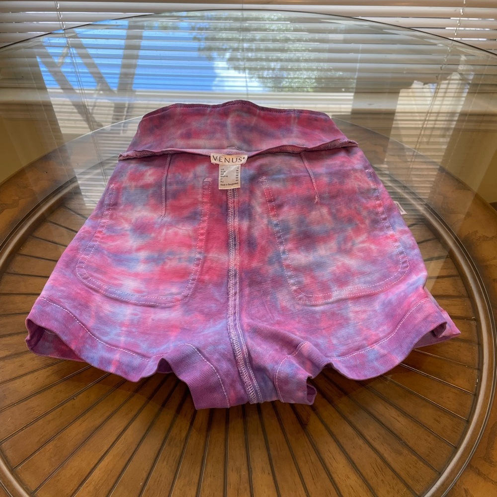 VENUS - NWT -  Denim Tie Dye Shorts US Size 4  & EUR size 36 - Picture 13 of 16
